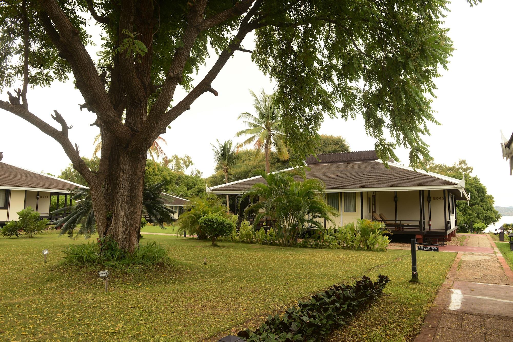 Bagan Thiripyitsaya Sanctuary Resort Buitenkant foto
