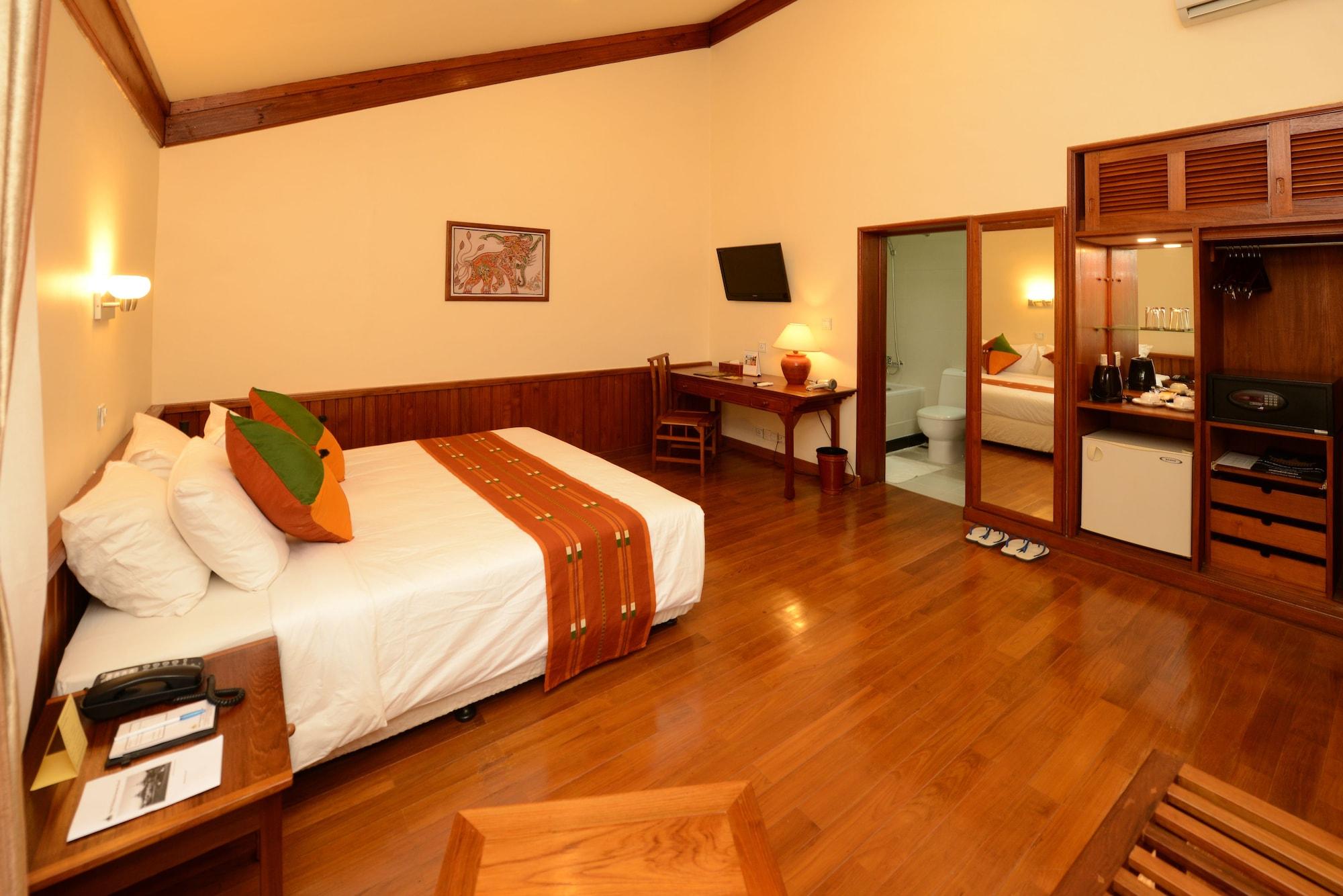 Bagan Thiripyitsaya Sanctuary Resort Buitenkant foto