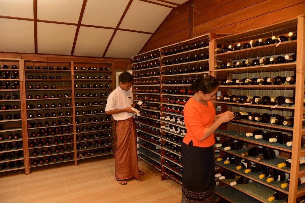 Bagan Thiripyitsaya Sanctuary Resort Buitenkant foto
