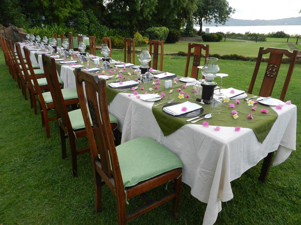 Bagan Thiripyitsaya Sanctuary Resort Buitenkant foto